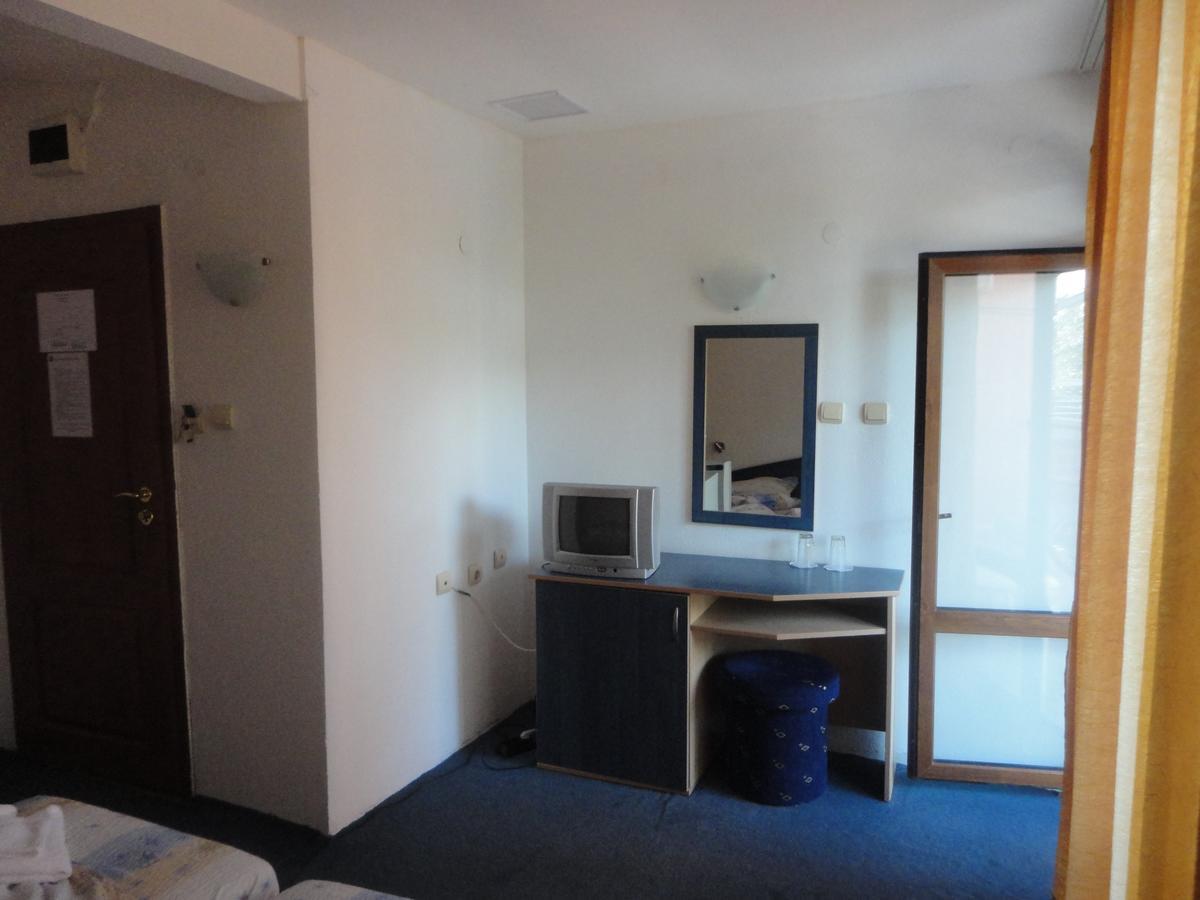 Hotel Kalina Приморско Экстерьер фото